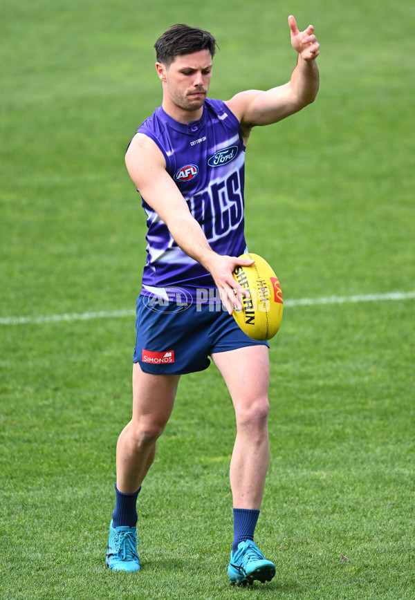 AFL 2024 Training - Geelong 160924 - A-54088739