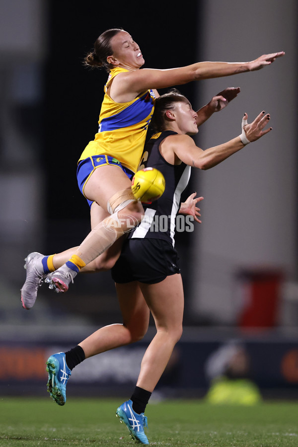 AFLW 2024 Round 04 - Collingwood v West Coast - A-54095590