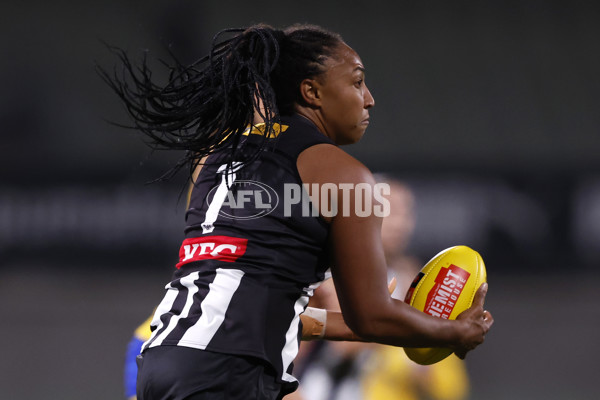 AFLW 2024 Round 04 - Collingwood v West Coast - A-54097331