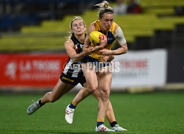 AFLW 2024 Round 04 - Collingwood v West Coast - A-54097389