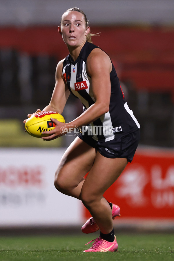 AFLW 2024 Round 04 - Collingwood v West Coast - A-54097409