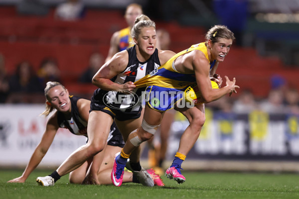 AFLW 2024 Round 04 - Collingwood v West Coast - A-54097415