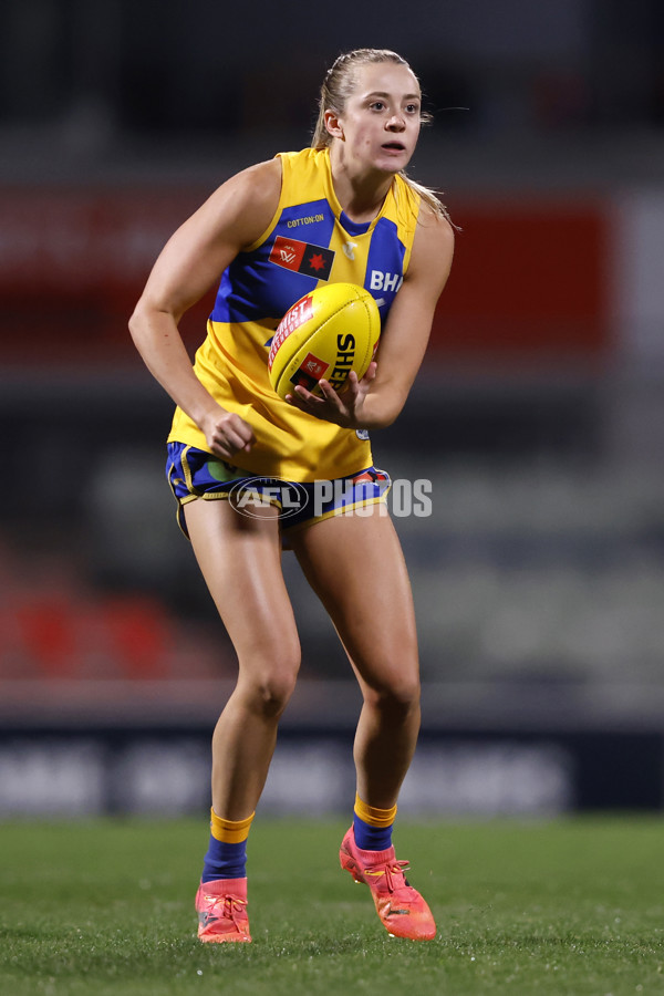 AFLW 2024 Round 04 - Collingwood v West Coast - A-54098802