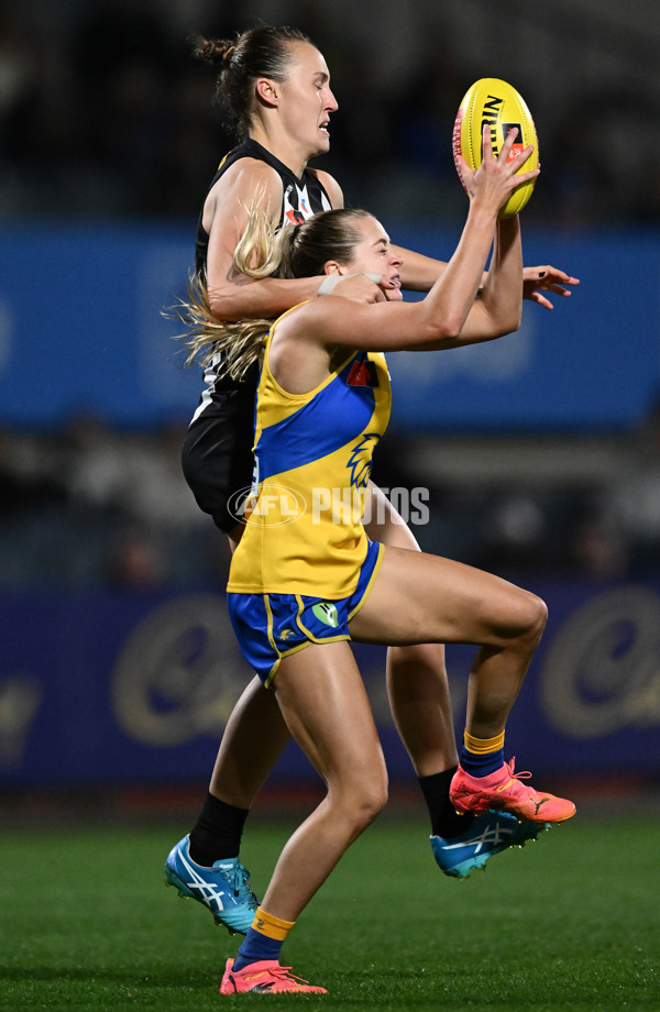 AFLW 2024 Round 04 - Collingwood v West Coast - A-54098807