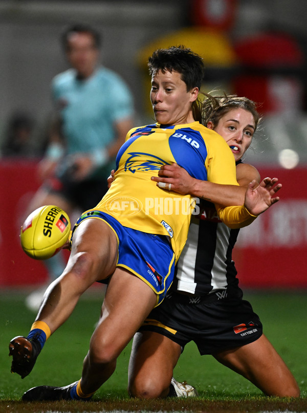 AFLW 2024 Round 04 - Collingwood v West Coast - A-54098822