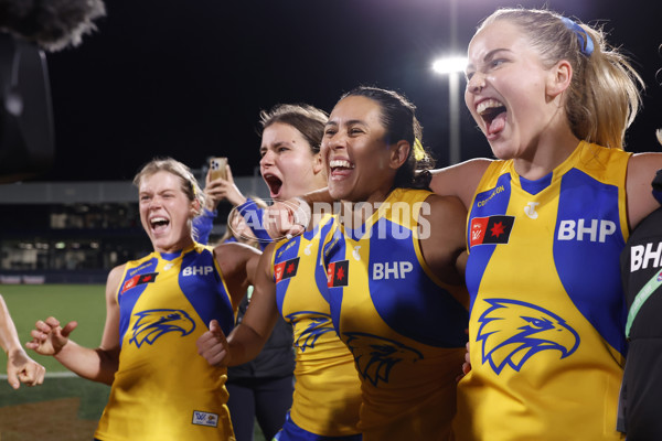 AFLW 2024 Round 04 - Collingwood v West Coast - A-54100367