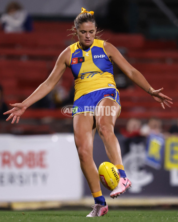 AFLW 2024 Round 04 - Collingwood v West Coast - A-54100379