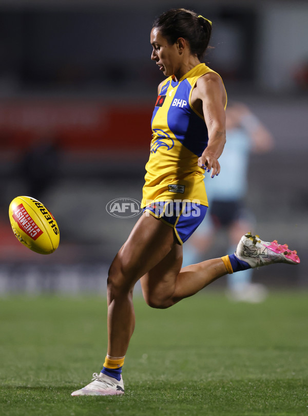 AFLW 2024 Round 04 - Collingwood v West Coast - A-54101762