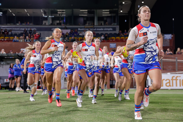 AFLW 2024 Round 04 - Brisbane v Western Bulldogs - A-54103875