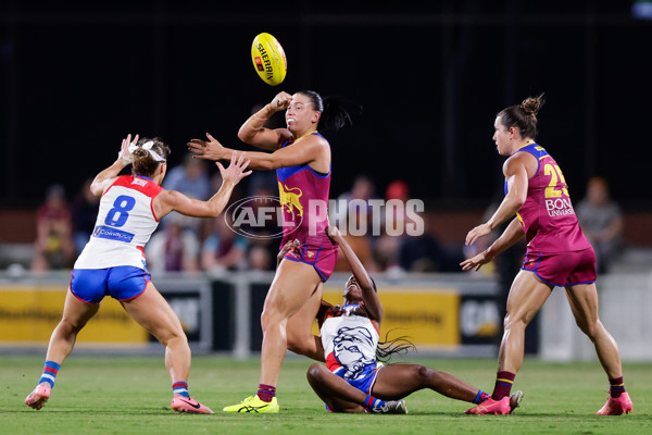 AFLW 2024 Round 04 - Brisbane v Western Bulldogs - A-54118055