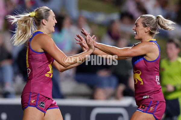 AFLW 2024 Round 04 - Brisbane v Western Bulldogs - A-54118057