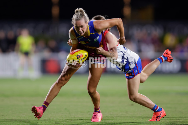 AFLW 2024 Round 04 - Brisbane v Western Bulldogs - A-54118059