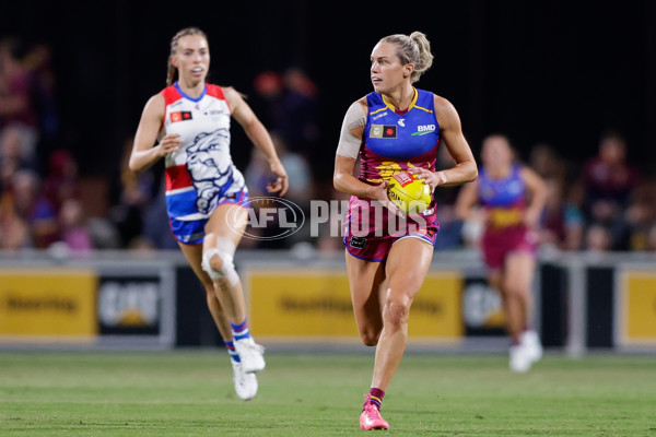 AFLW 2024 Round 04 - Brisbane v Western Bulldogs - A-54118066