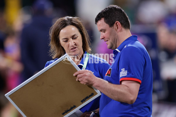 AFLW 2024 Round 04 - Brisbane v Western Bulldogs - A-54121487