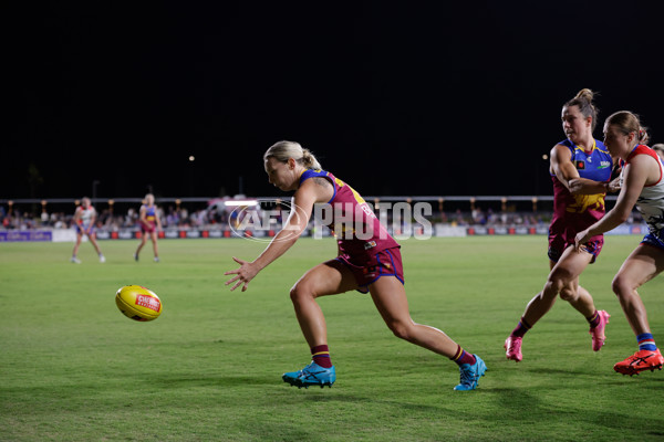 AFLW 2024 Round 04 - Brisbane v Western Bulldogs - A-54121517