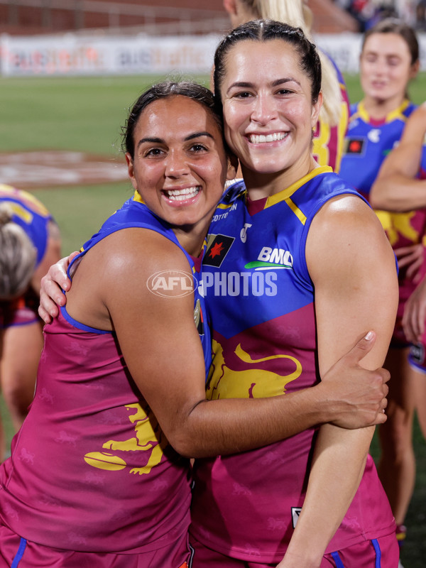 AFLW 2024 Round 04 - Brisbane v Western Bulldogs - A-54121527