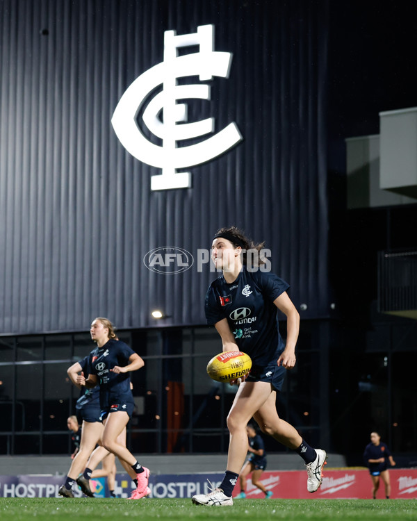 AFLW 2024 Round 04 - Richmond v Carlton - A-54125056