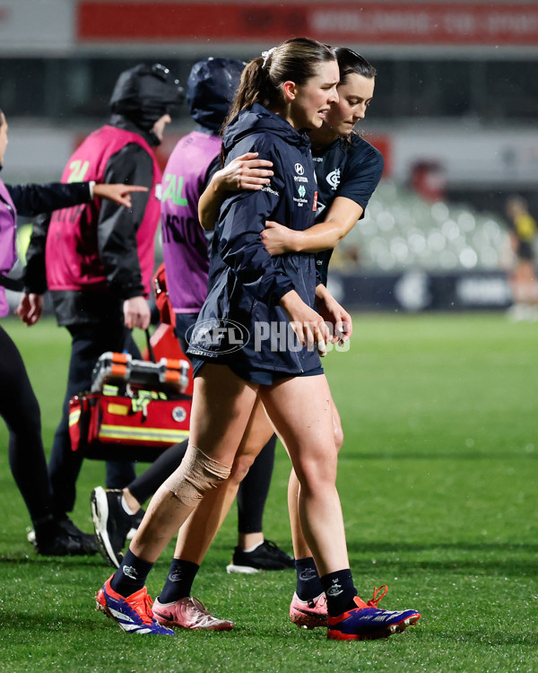 AFLW 2024 Round 04 - Richmond v Carlton - A-54133135