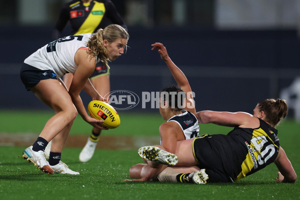 AFLW 2024 Round 04 - Richmond v Carlton - A-54136004