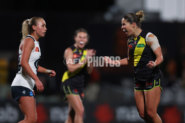 AFLW 2024 Round 04 - Richmond v Carlton - A-54137630