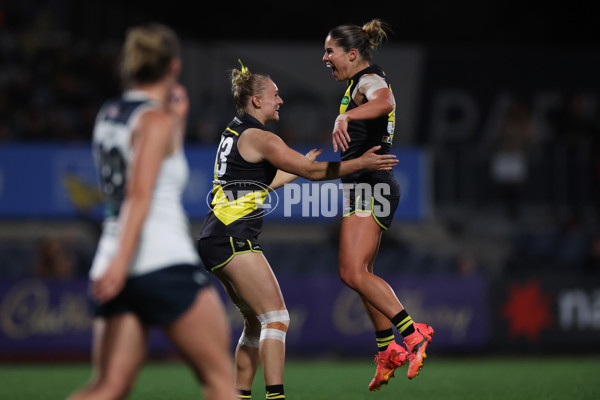 AFLW 2024 Round 04 - Richmond v Carlton - A-54138424