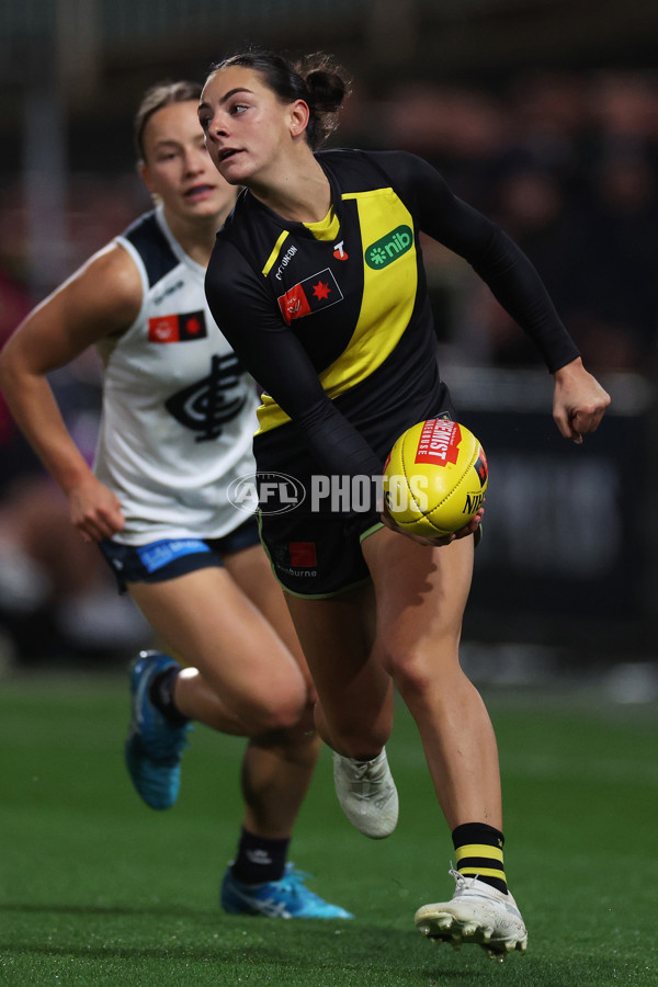 AFLW 2024 Round 04 - Richmond v Carlton - A-54138452