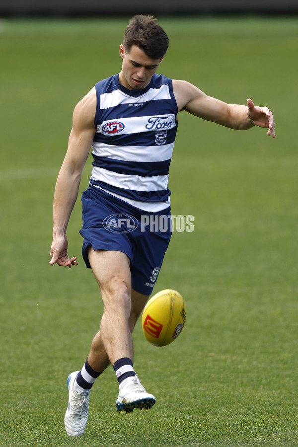 AFL 2024 Training - Geelong 200924 - A-54140743