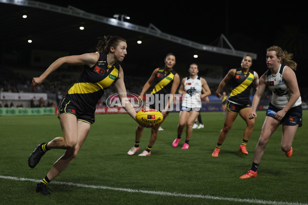 AFLW 2024 Round 04 - Richmond v Carlton - A-54140958