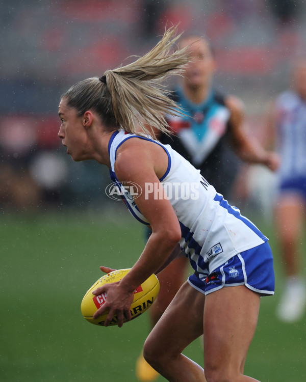 AFLW 2024 Round 04 - North Melbourne v Port Adelaide - A-54146337