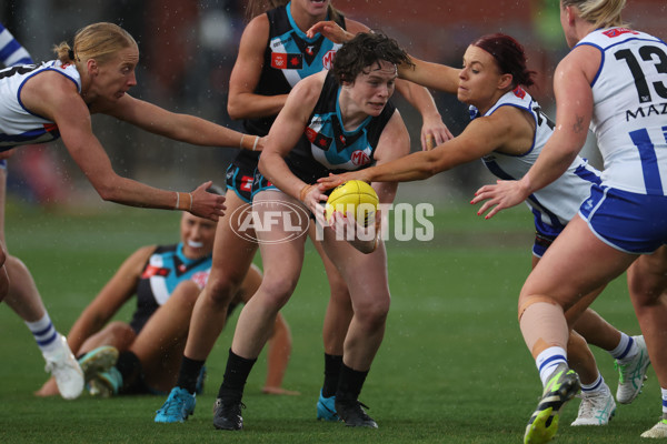 AFLW 2024 Round 04 - North Melbourne v Port Adelaide - A-54146354