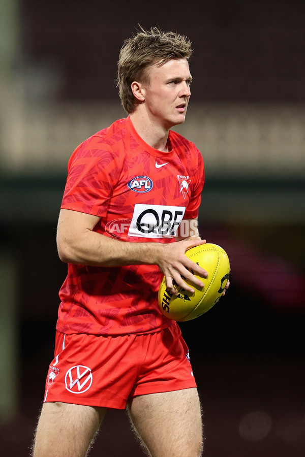 AFL 2024 First Preliminary Final - Sydney v Port Adelaide - A-54150145