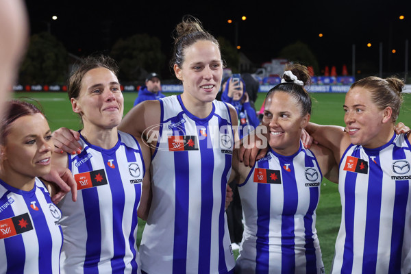 AFLW 2024 Round 04 - North Melbourne v Port Adelaide - A-54150226