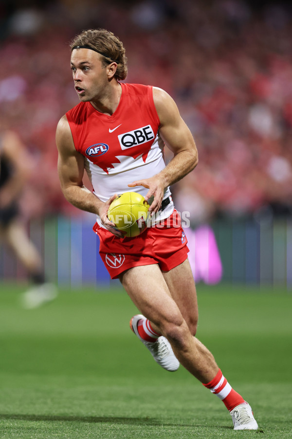 AFL 2024 First Preliminary Final - Sydney v Port Adelaide - A-54153814