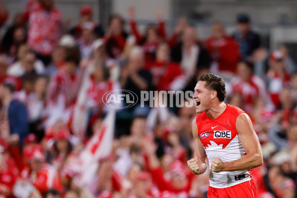 AFL 2024 First Preliminary Final - Sydney v Port Adelaide - A-54157979