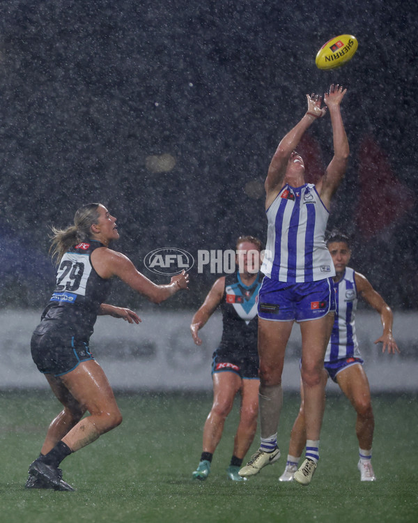 AFLW 2024 Round 04 - North Melbourne v Port Adelaide - A-54160382