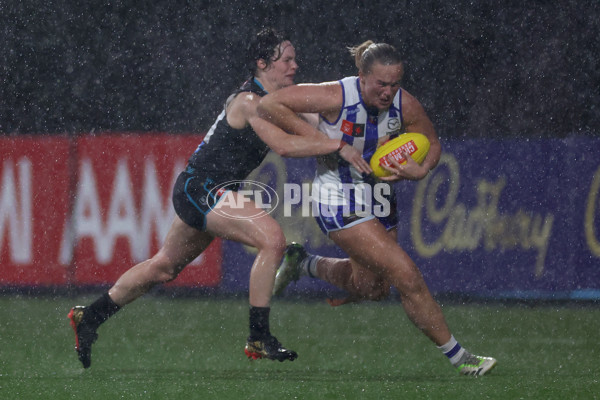 AFLW 2024 Round 04 - North Melbourne v Port Adelaide - A-54160385