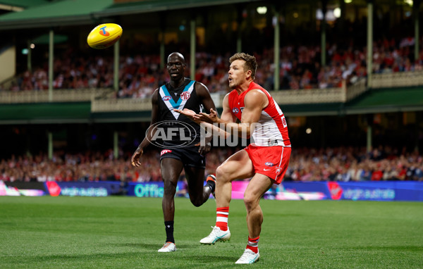 AFL 2024 First Preliminary Final - Sydney v Port Adelaide - A-54161398