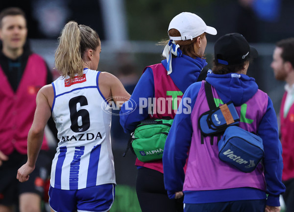 AFLW 2024 Round 04 - North Melbourne v Port Adelaide - A-54173053