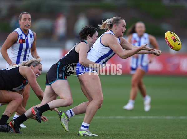 AFLW 2024 Round 04 - North Melbourne v Port Adelaide - A-54173059