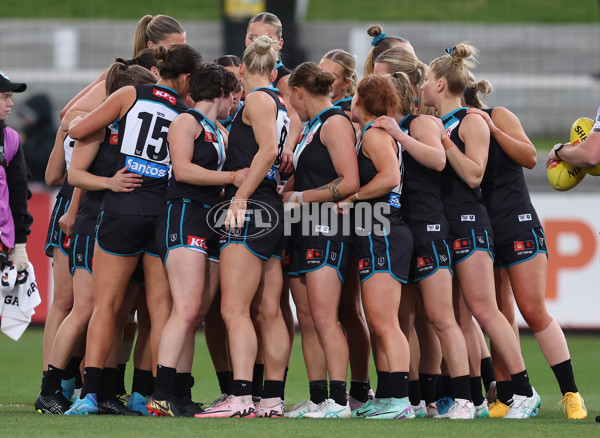 AFLW 2024 Round 04 - North Melbourne v Port Adelaide - A-54174235