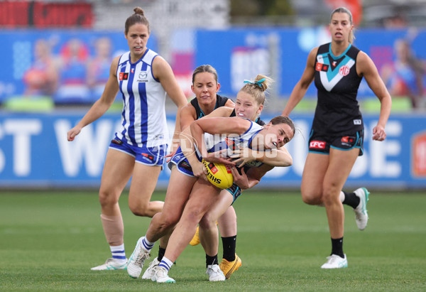 AFLW 2024 Round 04 - North Melbourne v Port Adelaide - A-54174242