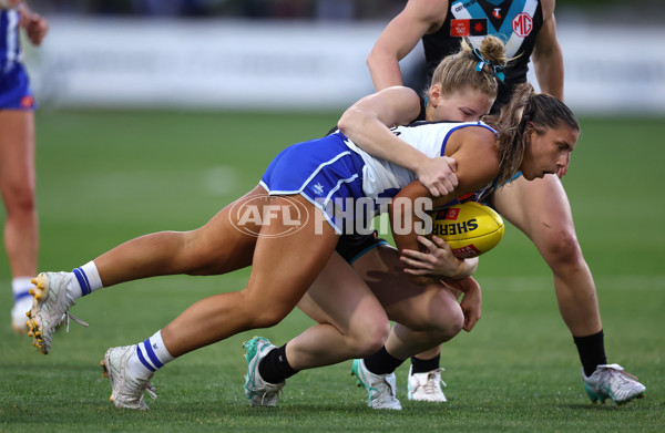 AFLW 2024 Round 04 - North Melbourne v Port Adelaide - A-54174251