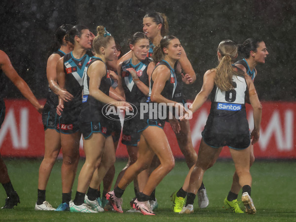 AFLW 2024 Round 04 - North Melbourne v Port Adelaide - A-54174272