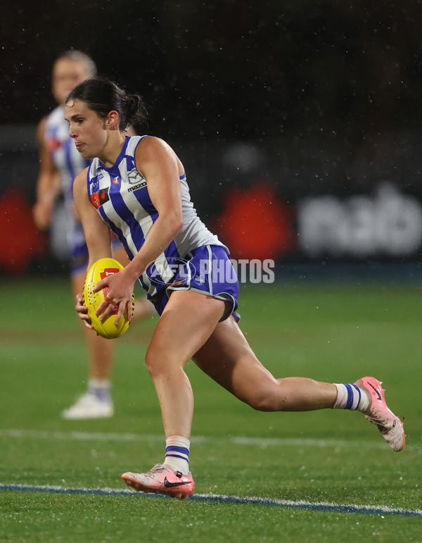 AFLW 2024 Round 04 - North Melbourne v Port Adelaide - A-54174277