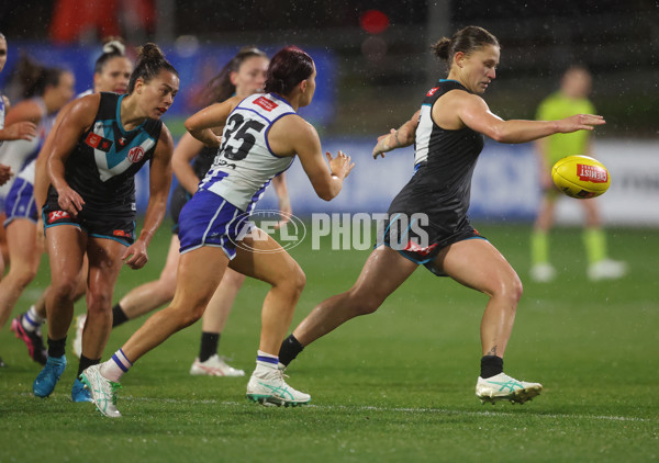 AFLW 2024 Round 04 - North Melbourne v Port Adelaide - A-54176511