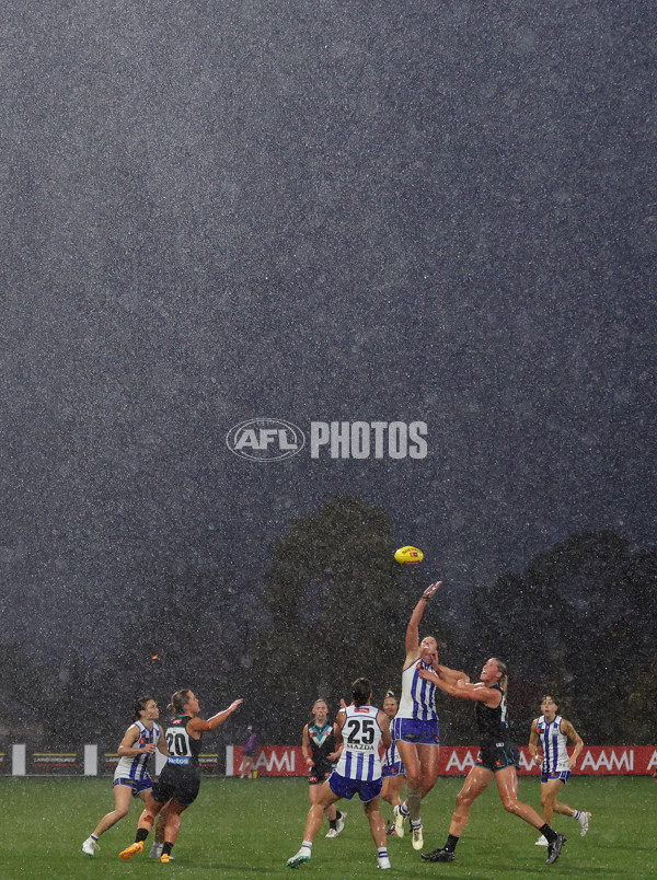 AFLW 2024 Round 04 - North Melbourne v Port Adelaide - A-54176512