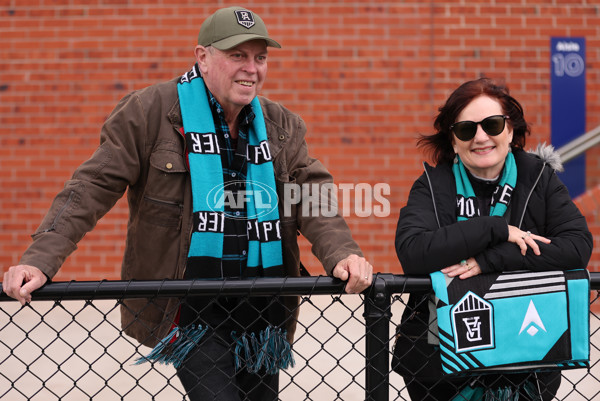 AFLW 2024 Round 04 - North Melbourne v Port Adelaide - A-54176531