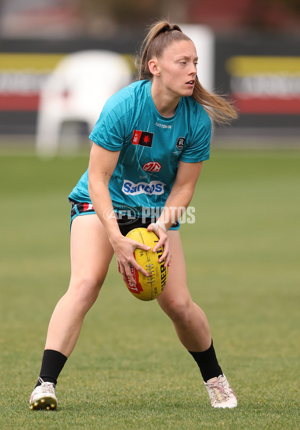 AFLW 2024 Round 04 - North Melbourne v Port Adelaide - A-54176836