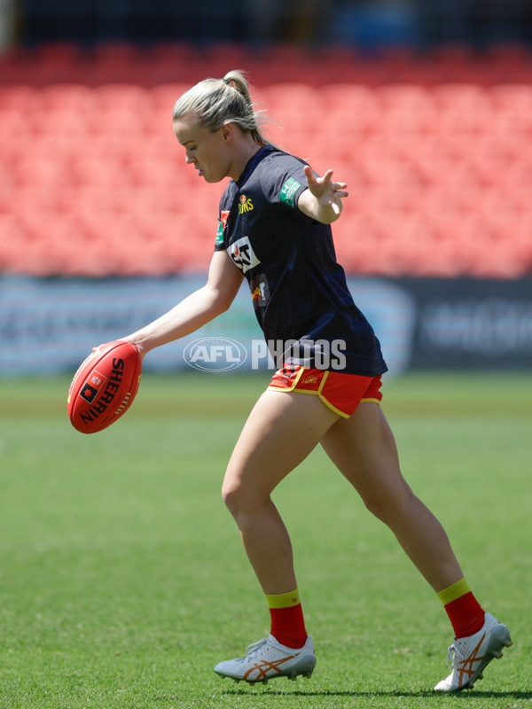 AFLW 2024 Round 04 - Gold Coast v Geelong - A-54179050