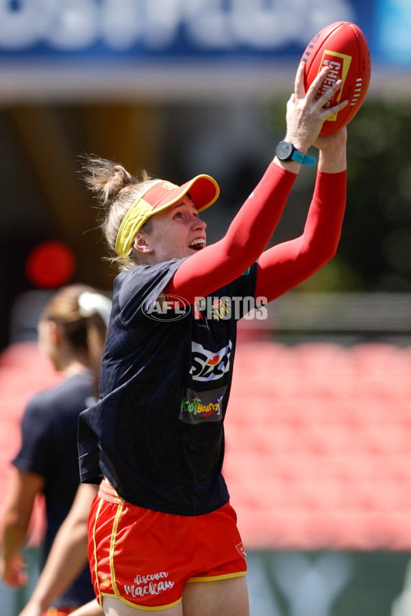 AFLW 2024 Round 04 - Gold Coast v Geelong - A-54179951